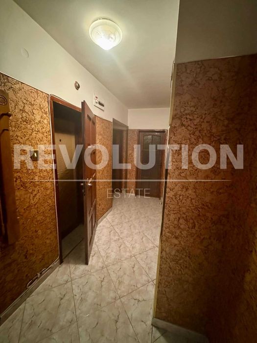 Продава се Тристаен апартамент в Пловдив, Кършияка - 100 кв.м за 1900 €/кв.м - Снимка #6