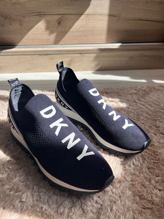 Обувки DKNY тъмносини