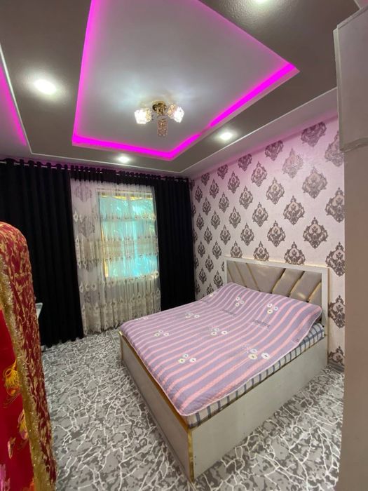 Нарпай центрда 7 сотихли 5 хонали котедж