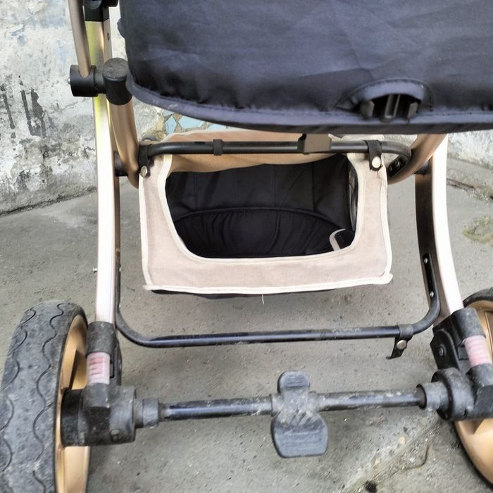 Продам детскую коляску