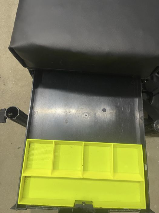 Платформа за риболов RIVe