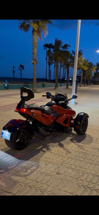Can Am Spyder RS-S