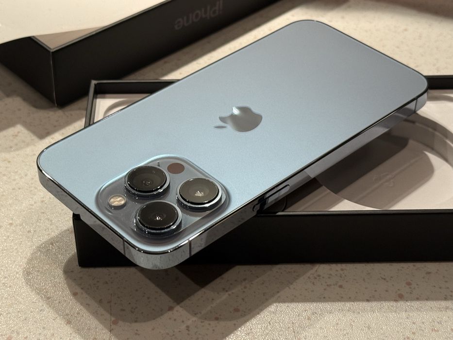 iPhone 13 Pro 128GB Sierra Blue – Перфектен, 100% Батерия!