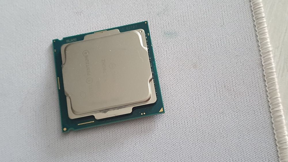 Процессор-INTEL PENTIUM G5400
