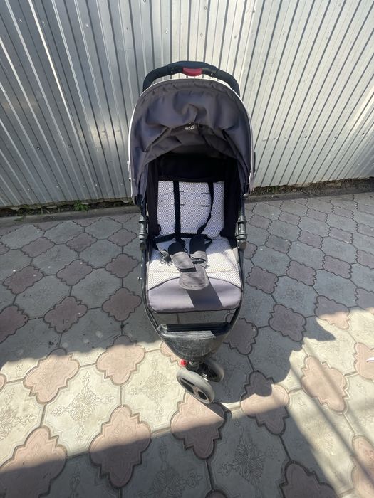 Продам 2 коляски в подарок автокресло