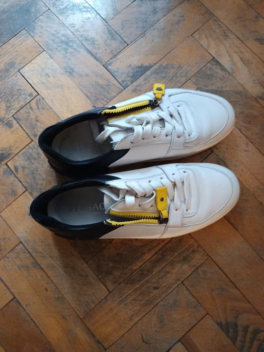 Продавам обувки Versace No:41.