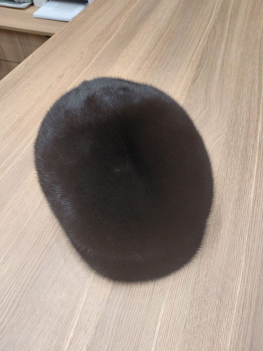 Дубленка с кепкой норковой