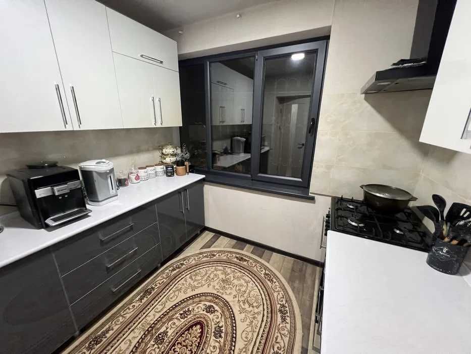 Банковская  3/4/4  С ремонтом    по выгодной цене!