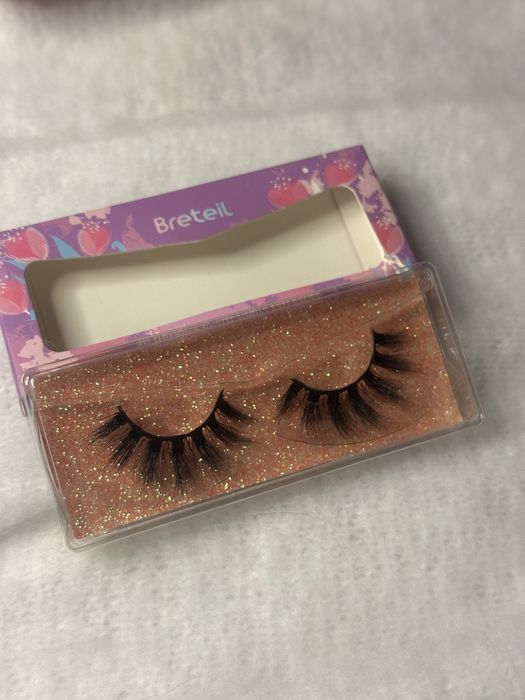 Ленточные накладные ресницы