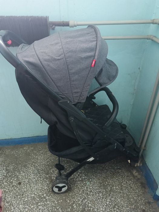 Продам коляску летнюю