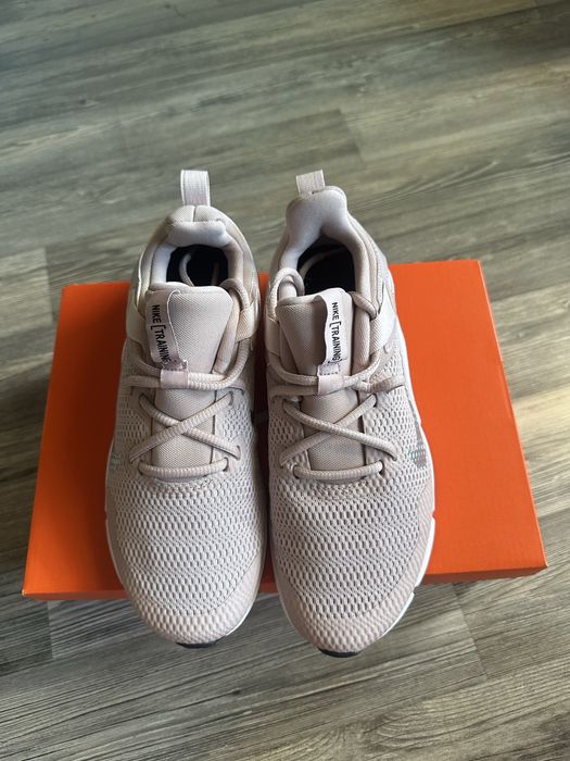 Оригинални маратонки Nike
