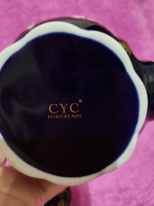 Новые чайники для заваривания чая, кофе и комплект чашек.