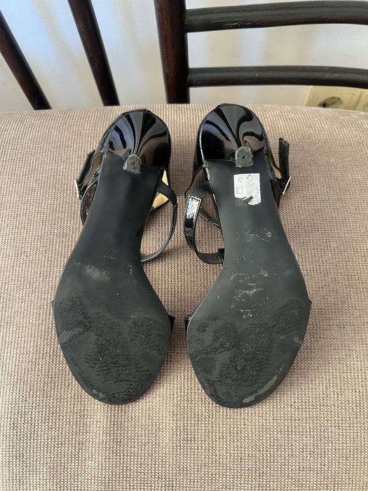 Sandale noi piele lacuita neagra, marimea 37