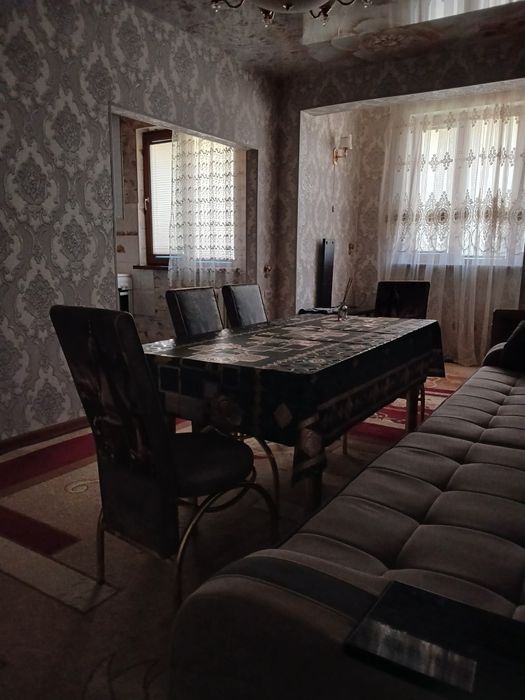3 xonali shinamgina kvartira oilaga ijaraga beriladi,