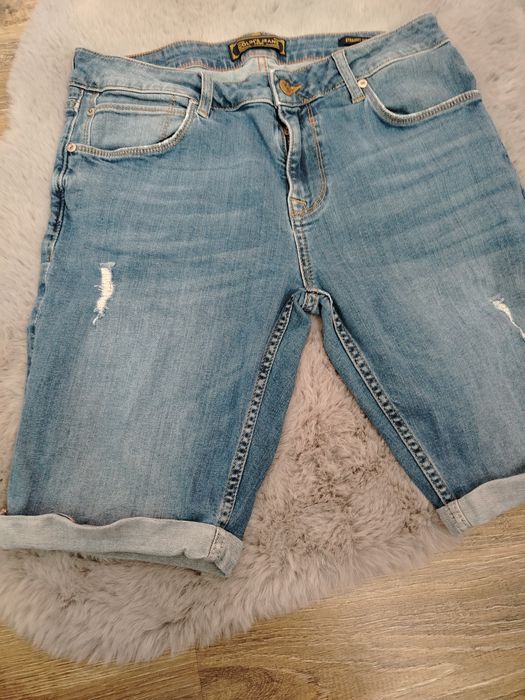 Момчешки дрехи..