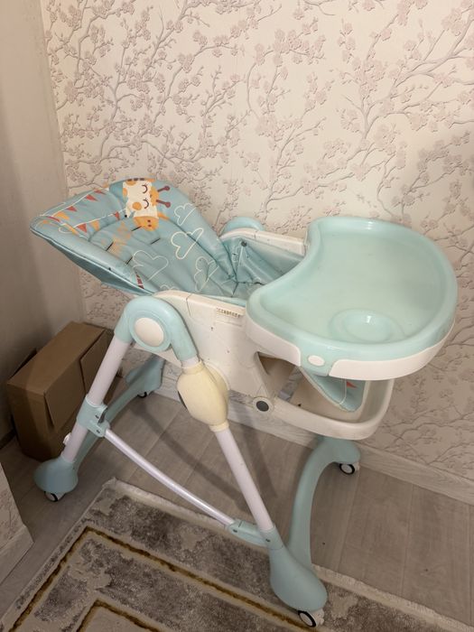 Продам стульчик для кормления
