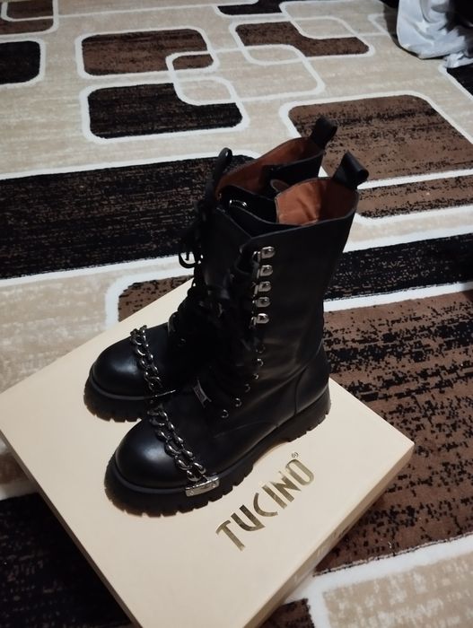 Продам кожаные ботинки