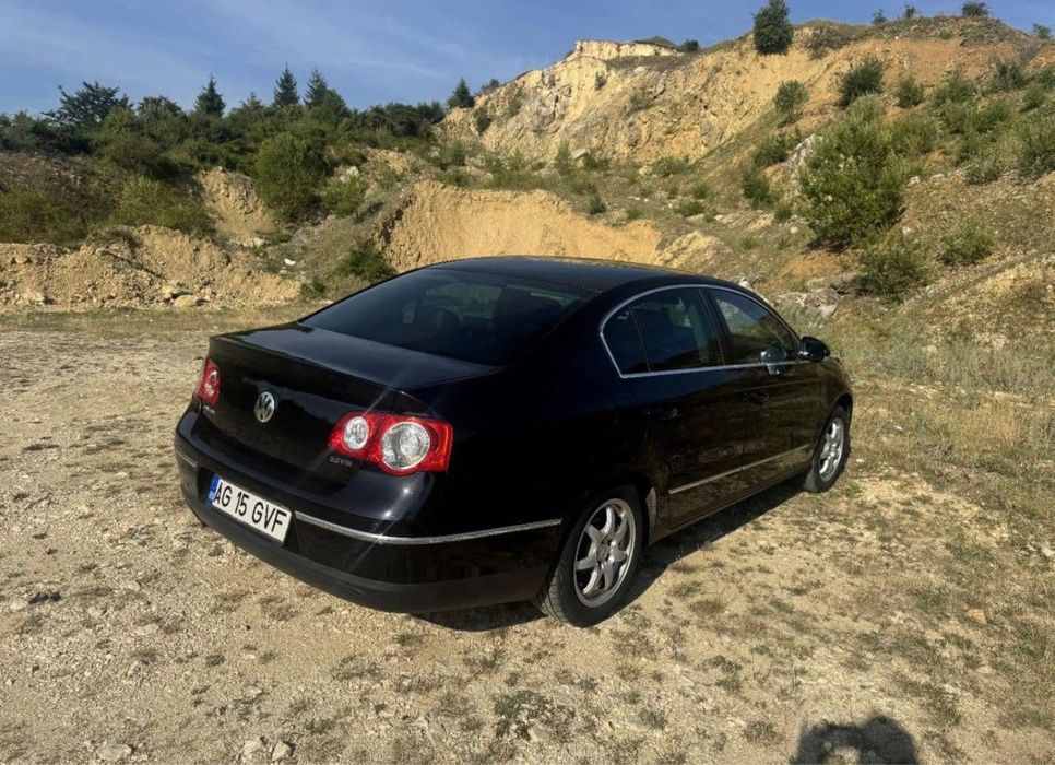 Volkswagen Passat 2.0 FSI Negru Berlină Benzină-GPL Xenon Navigație