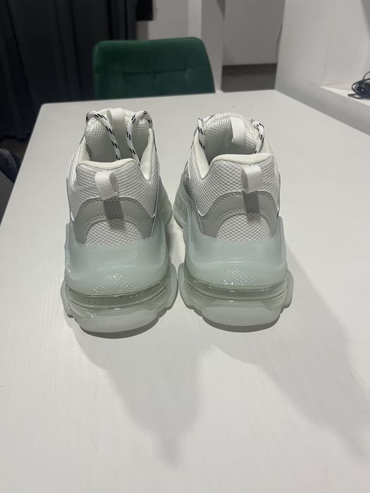 Vand adidasi Balenciaga Triple S