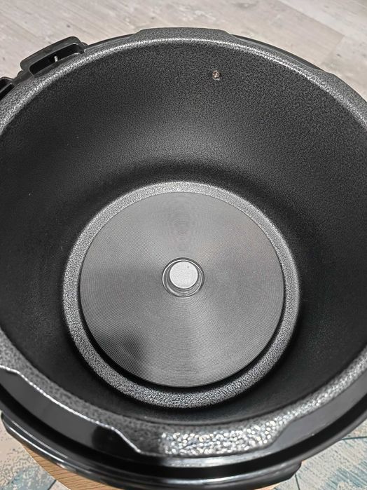 Multicooker Novio - gatire sub presiune