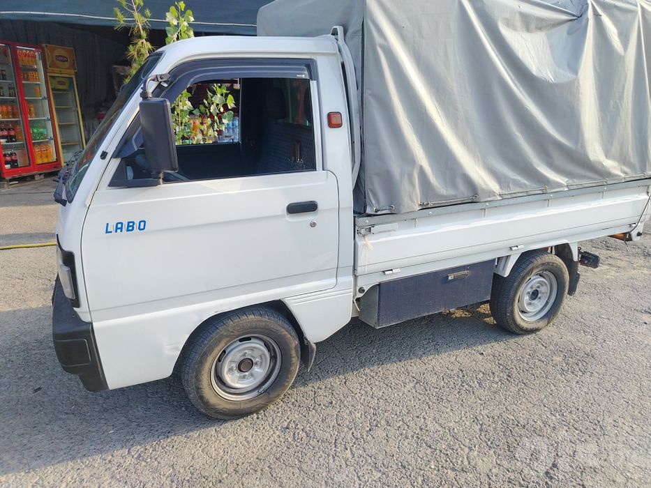 Labo sotildi 2025 dekabir 38ming yuradi toza kraskasi yo'q tiniq qara