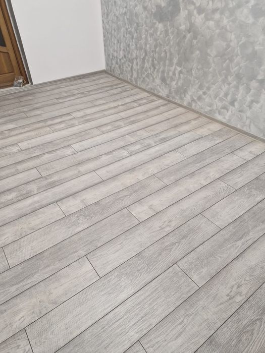 Glet, faianță, zugrav, montaj uși, electrica