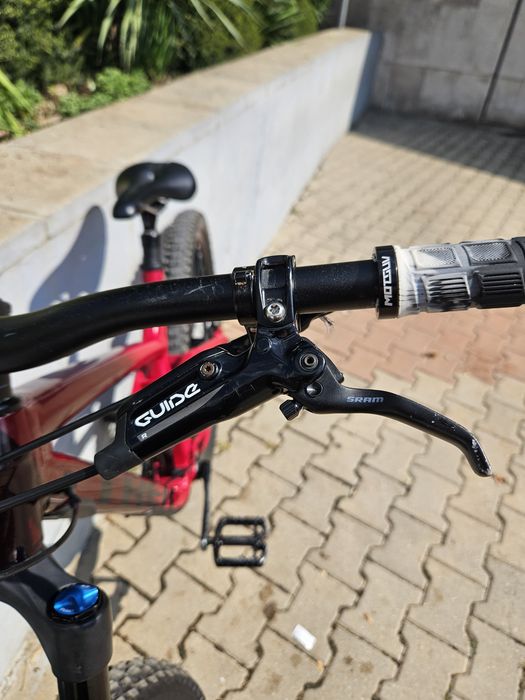 TREK Slash 8  FOX36