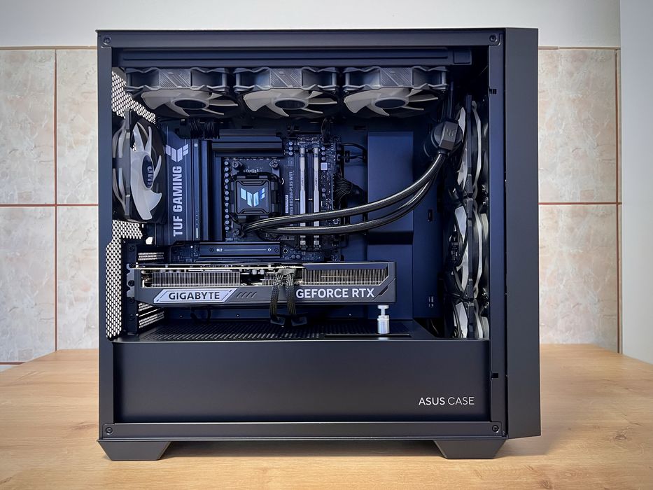 PC Gaming, Ryzen 7 9700x, RTX 5070Ti, 32GB DDR5, SSD Gen.5 Targu