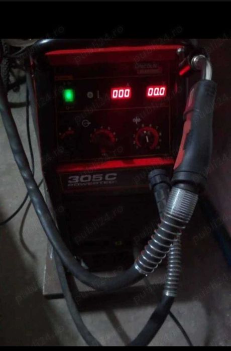 Descoperă puterea sudurii perfecte:PowerTech 305C-Partenerul tău  util