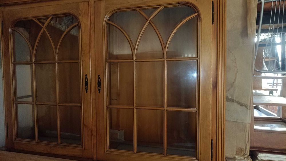 vitrine din lemn masiv cu sticlă, kit complet ambalat din fabrică