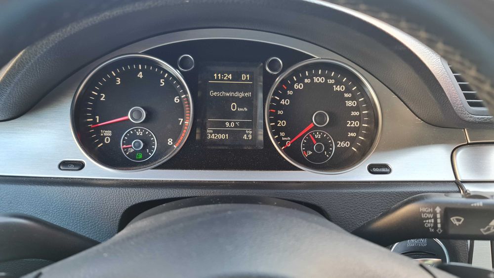 VW Passat B6, безключово отваряне и запалване