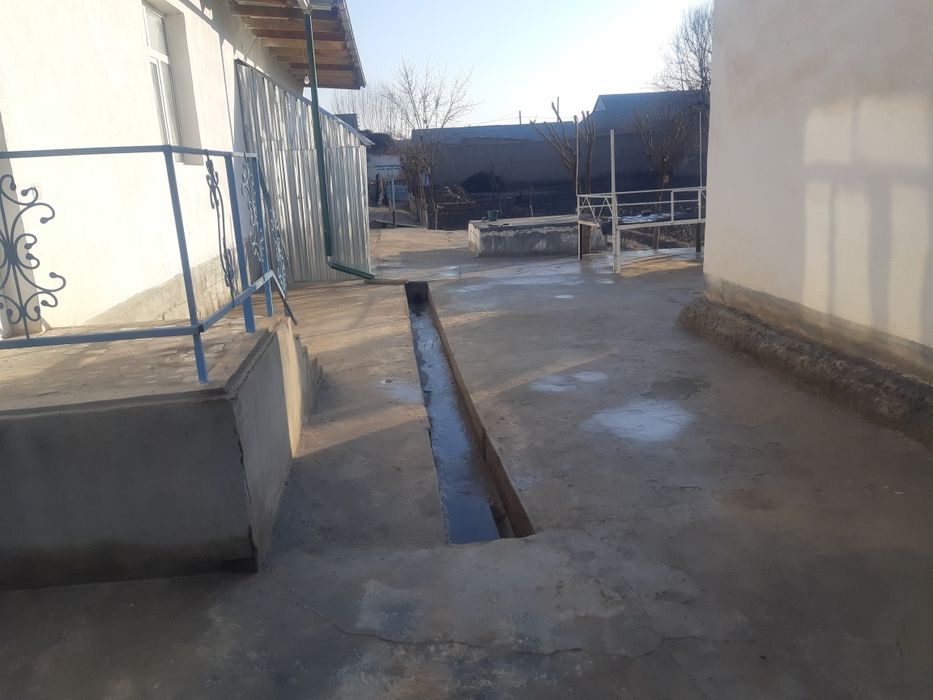 Xovli sotuvda 5 sotix 4xonali