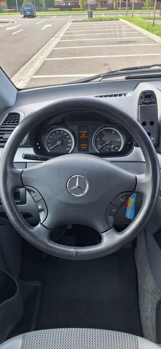 MERCEDES-BENZ V-Class 2009 — imagine 4