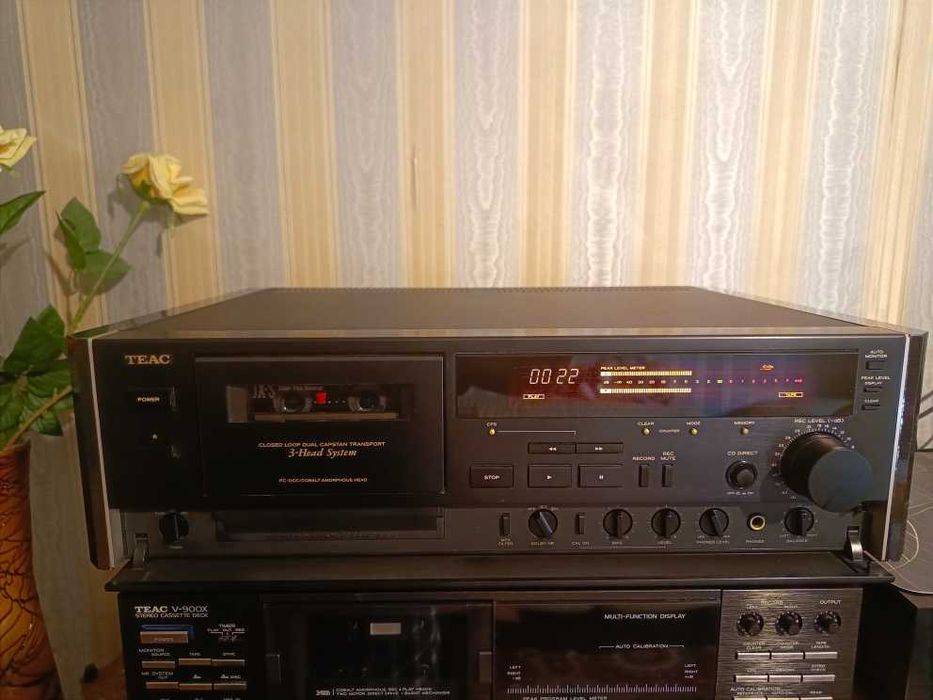 Кассетная приставка Teac V-9000