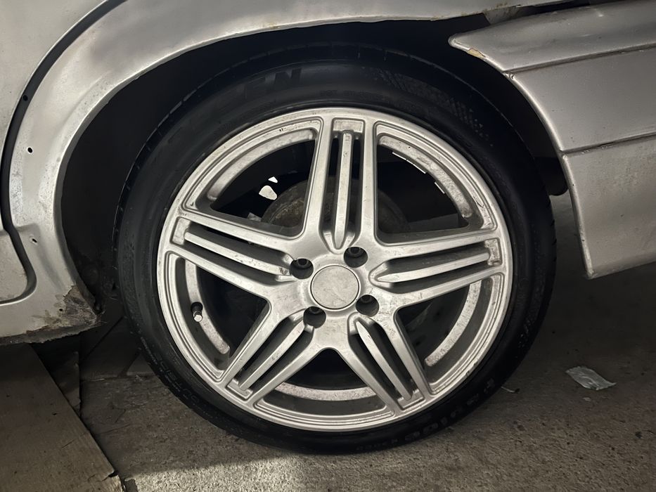 Титанка с шинамииии