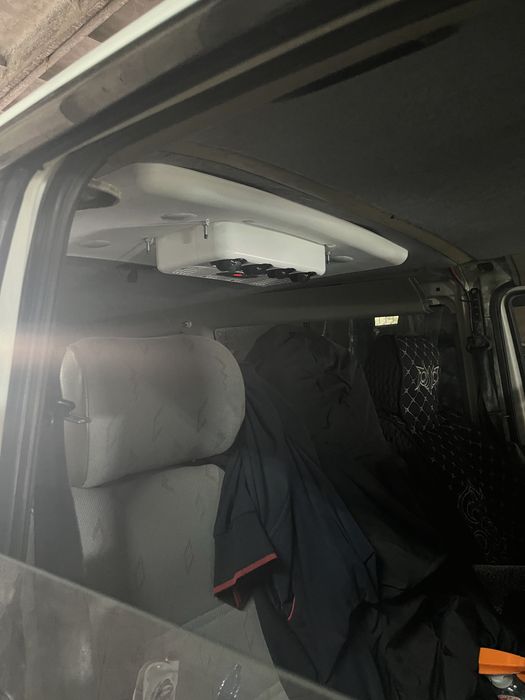 Автокондиционер в люк 12/24 стояночный