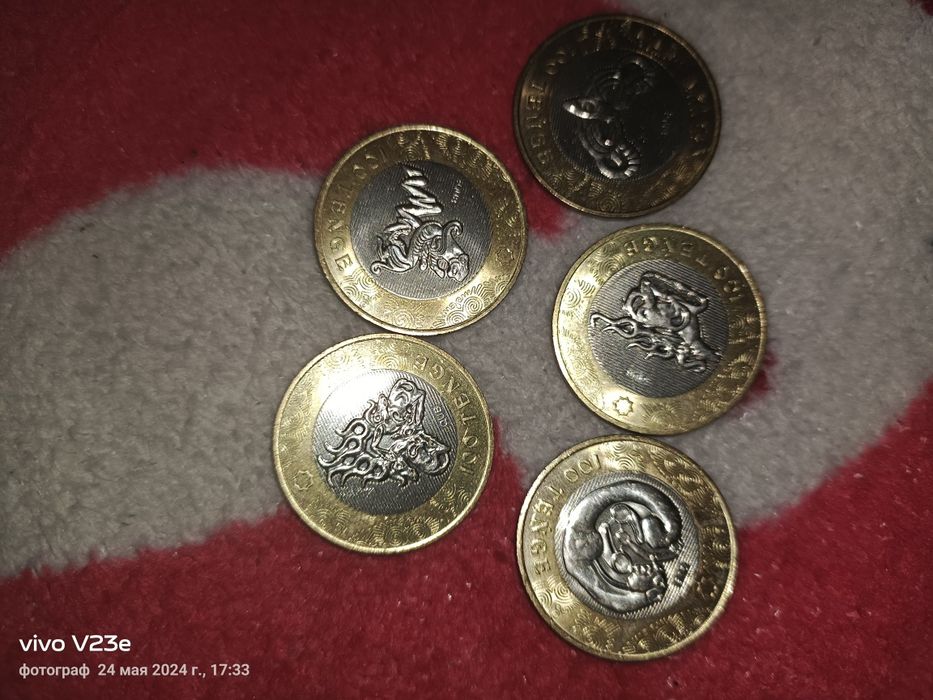 Продам юбилейские монеты 100тенге