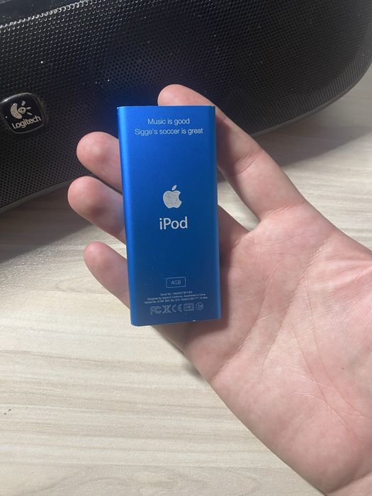 iPod Nano 2 & boxă Logitech S715i