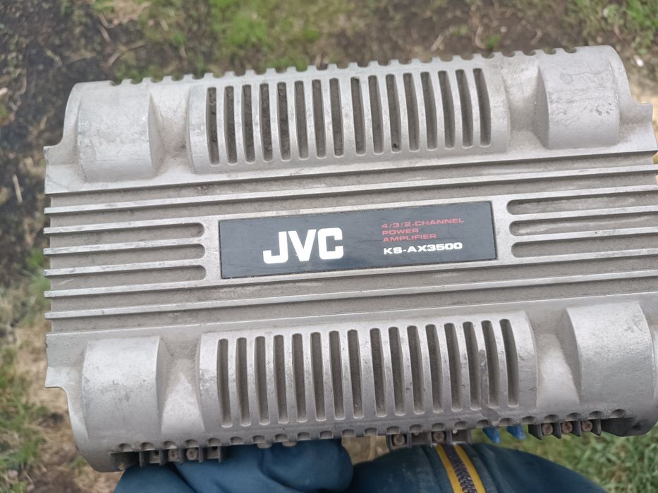 Большой динамик для Саббуфера с усилителем