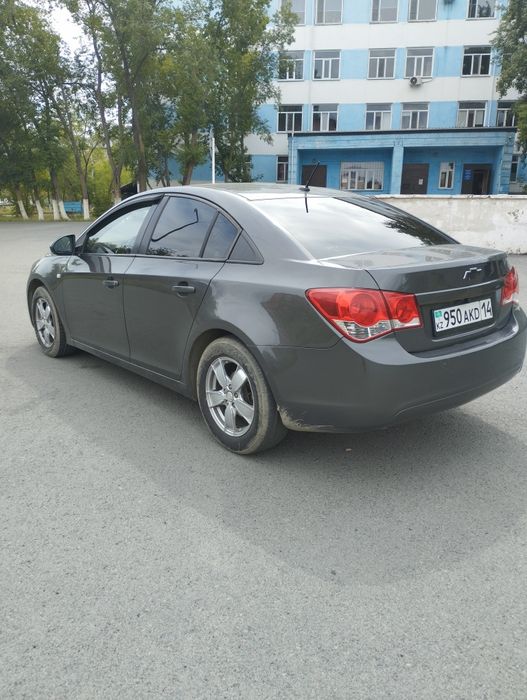 Продам Шевроле Круз