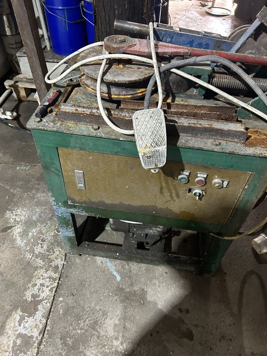 Продам  срочно не дорого трубогиб  для нержавейки и ржавейки  металов