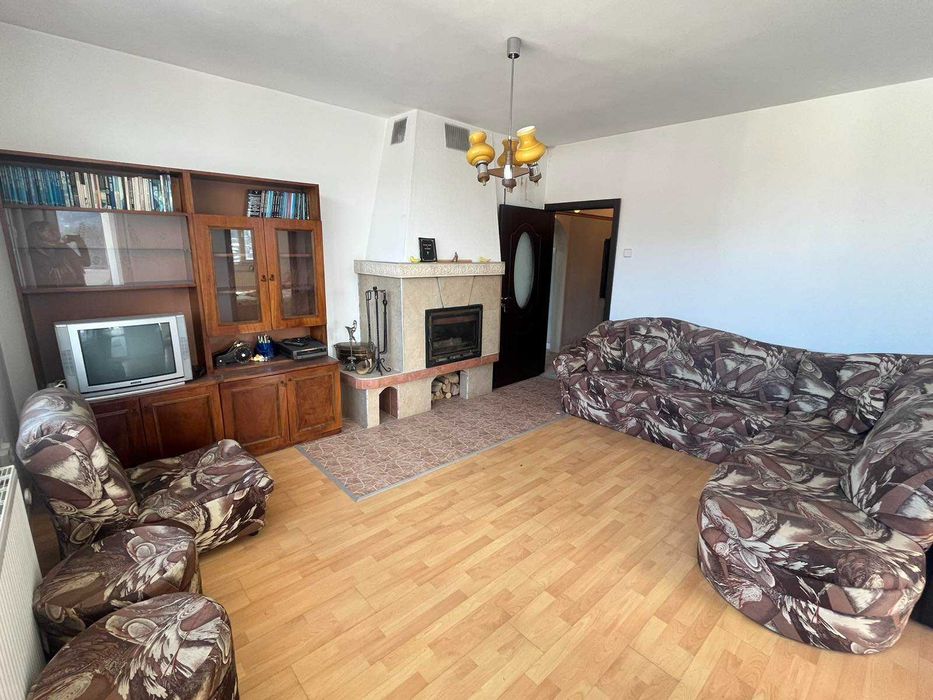 Продава се Тристаен апартамент в Габрово, Център - 86 кв.м за 534 €/кв.м - Снимка #3