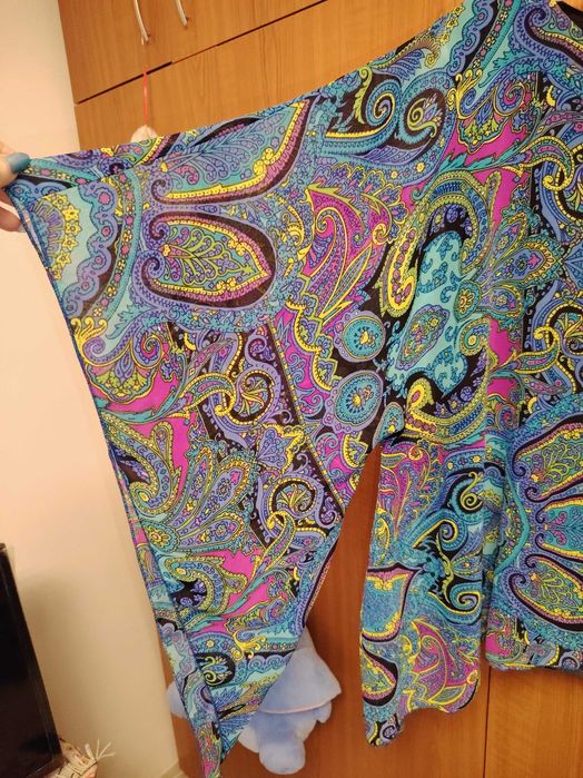 Bluza cu maneci fluture