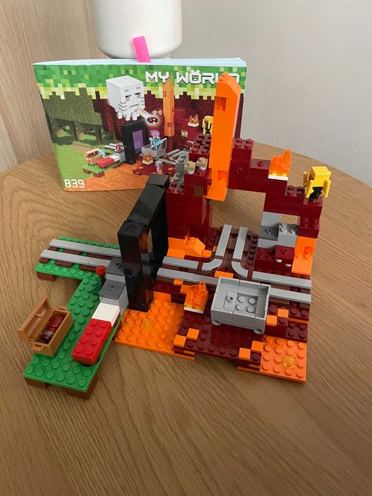 MY WORLD Конструктори, подобни на LEGO