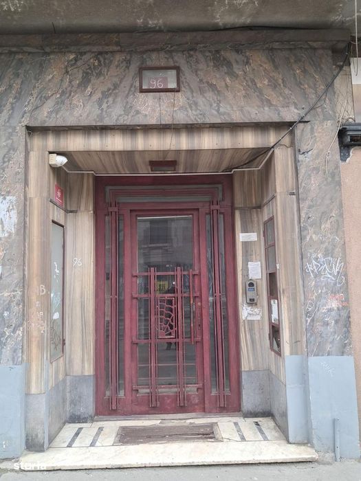 INCHIRIEM ap 5 cam, 125 mp, Calea Mosilor (Vechi) cu Bdul Hristo Botev