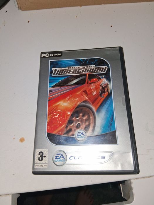 Joc pentru playstation 1-2-3 cu masini