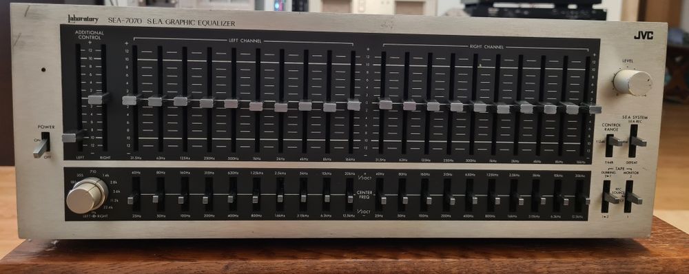 Equalizer JVC SEA 7070