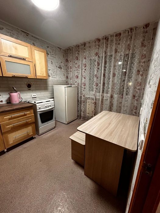 Сдаеться  полуторка посуточно