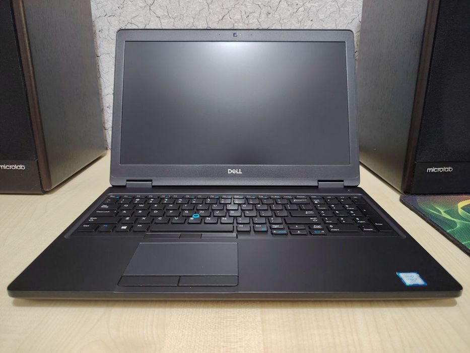 DELL Precision3530 15,6"IPS FHD/i7-8850H/16GB/1TB NVMe/Quadro P600 4GB