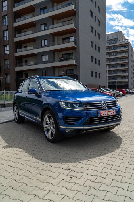 Volkswagen Touareg R-line Full
